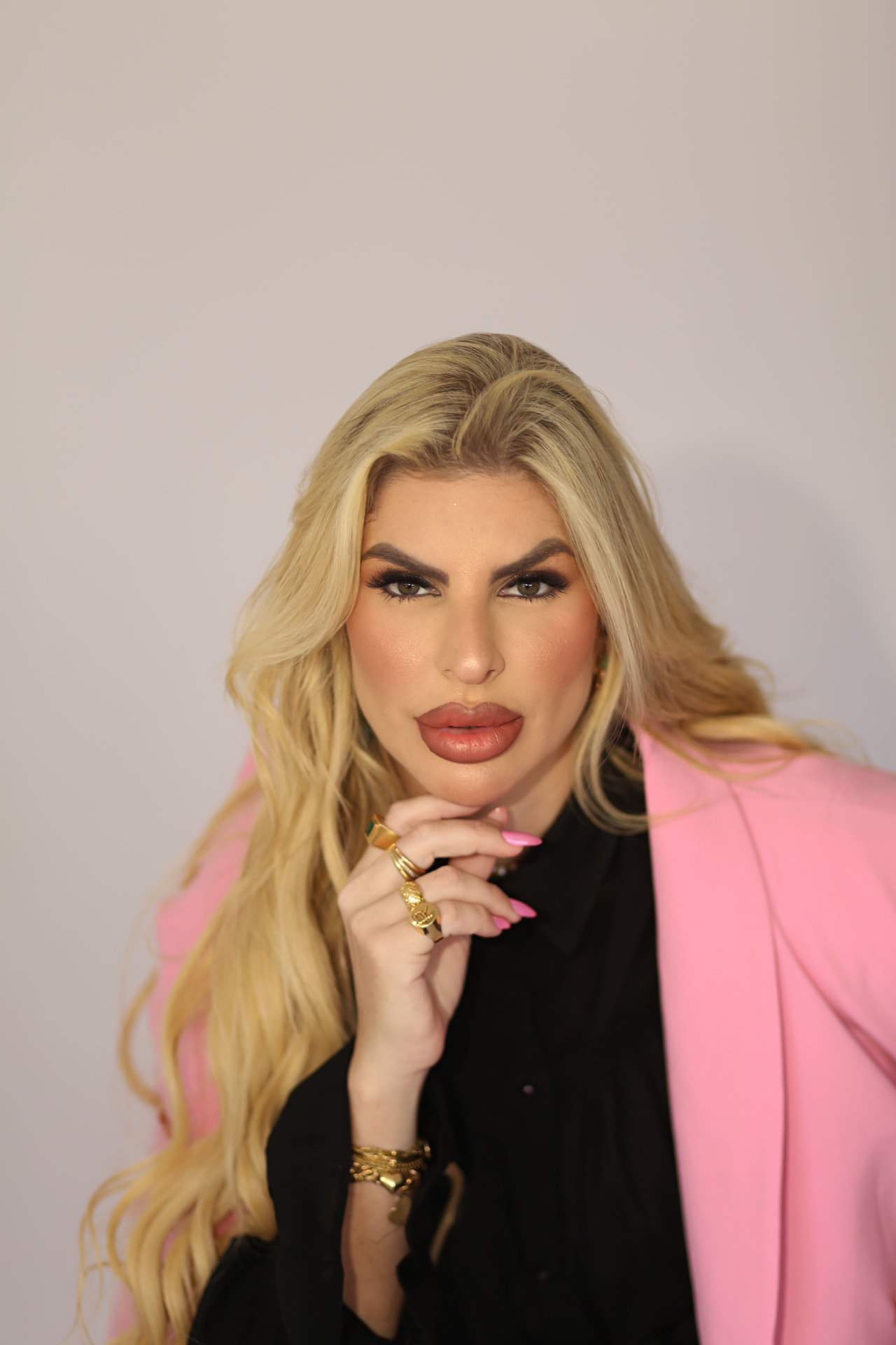 Raine Cescon, corretora de imóveis e especialista em financiamento imobiliário
